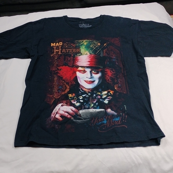 Alice in wonderland women's large sized t shirt - Picture 2 of 8